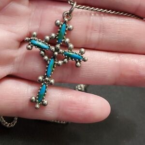 Roma silver tone cross pendant necklace 19"